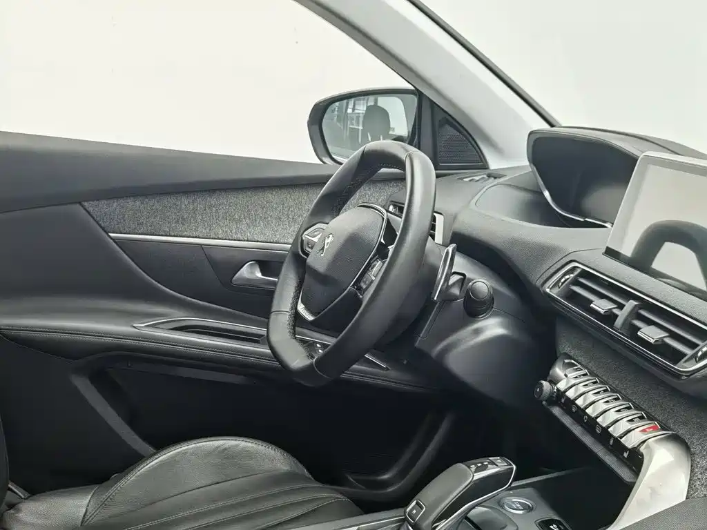 Peugeot 5008 — миниатюра 22