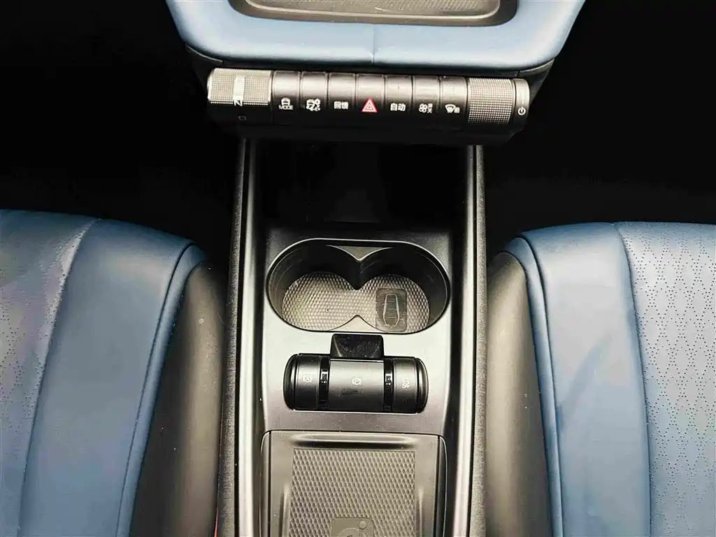 BYD Dolphin — миниатюра 18