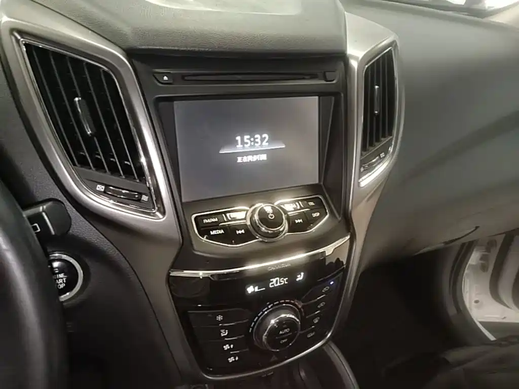 Changan CS75 — миниатюра 13
