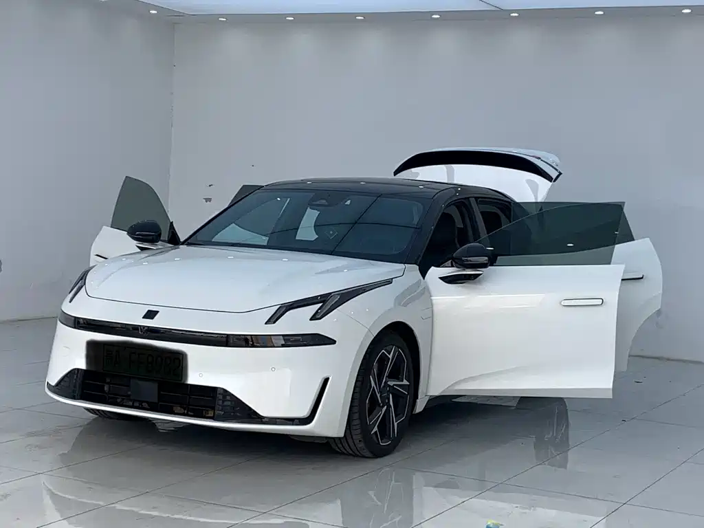 Lynk & Co 07 EM-P — миниатюра 4