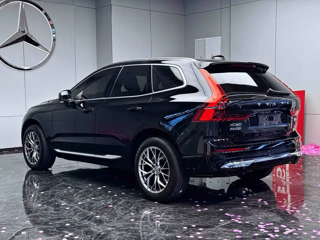 Volvo XC60 — миниатюра 9