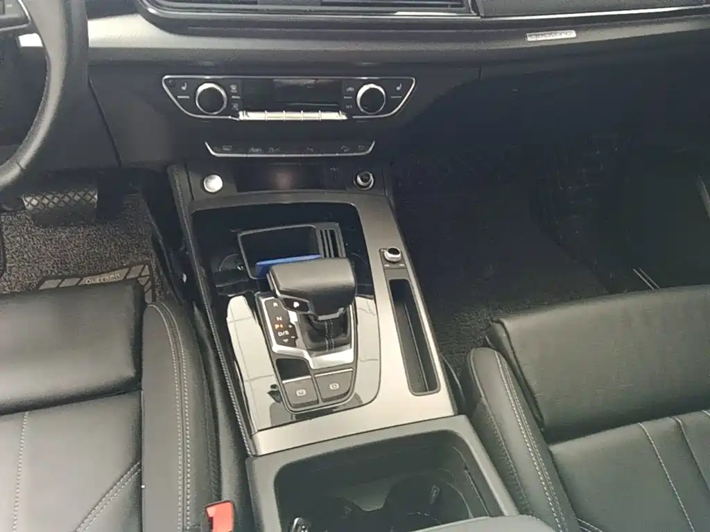 Audi Q5L — миниатюра 14