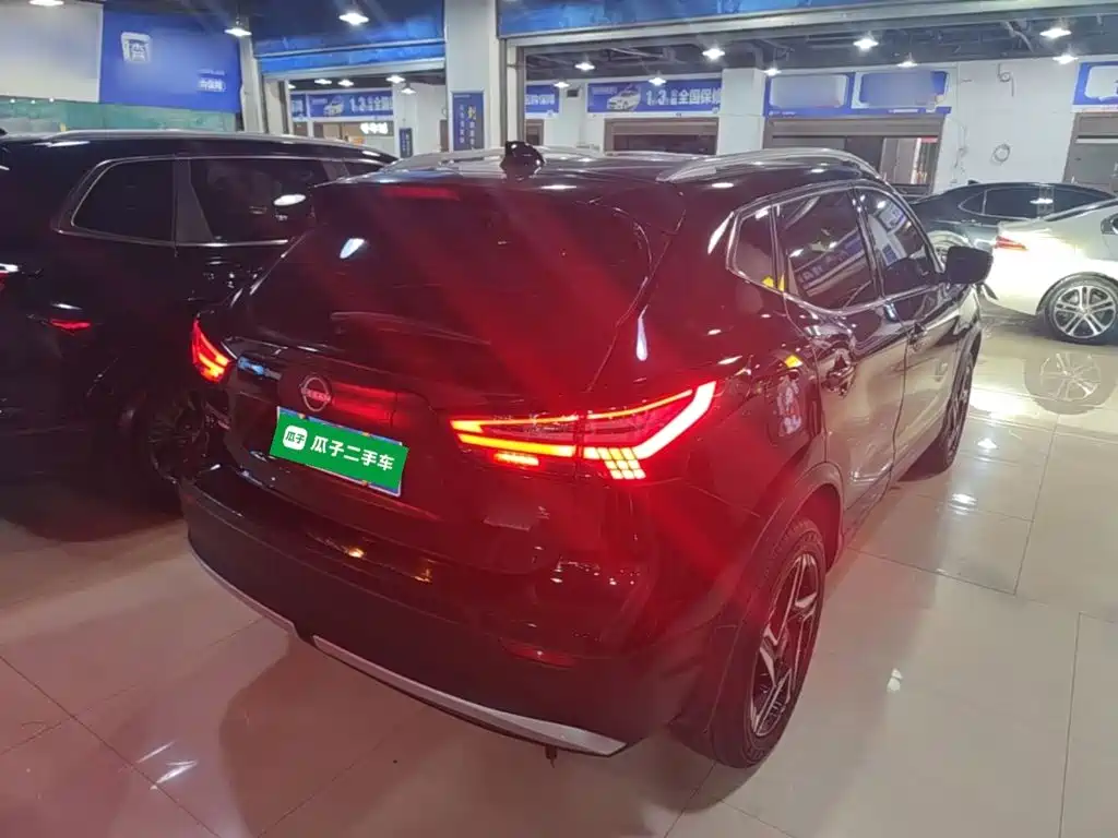 Nissan Qashqai — миниатюра 7