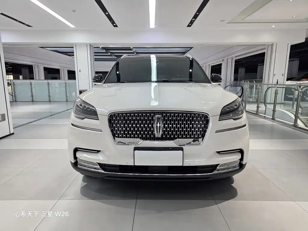 Lincoln Aviator — миниатюра 2