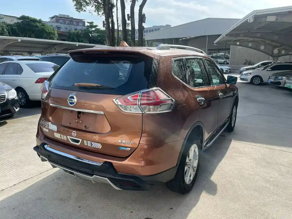 Nissan X-Trail — миниатюра 9