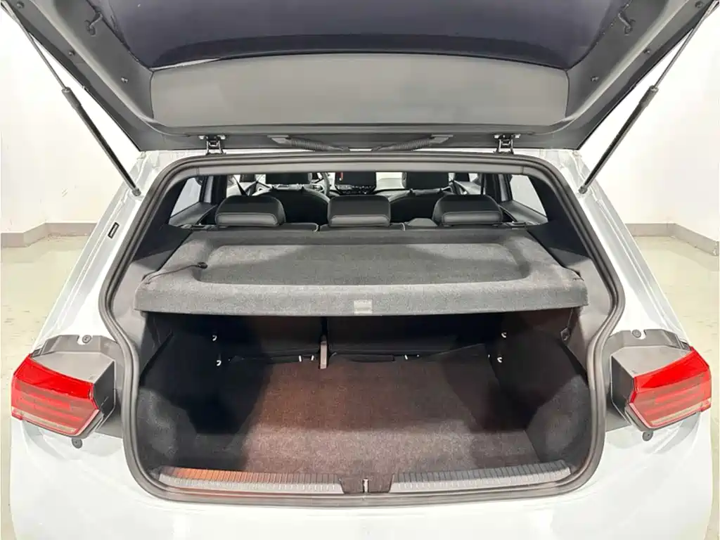 Volkswagen ID.3 — миниатюра 12