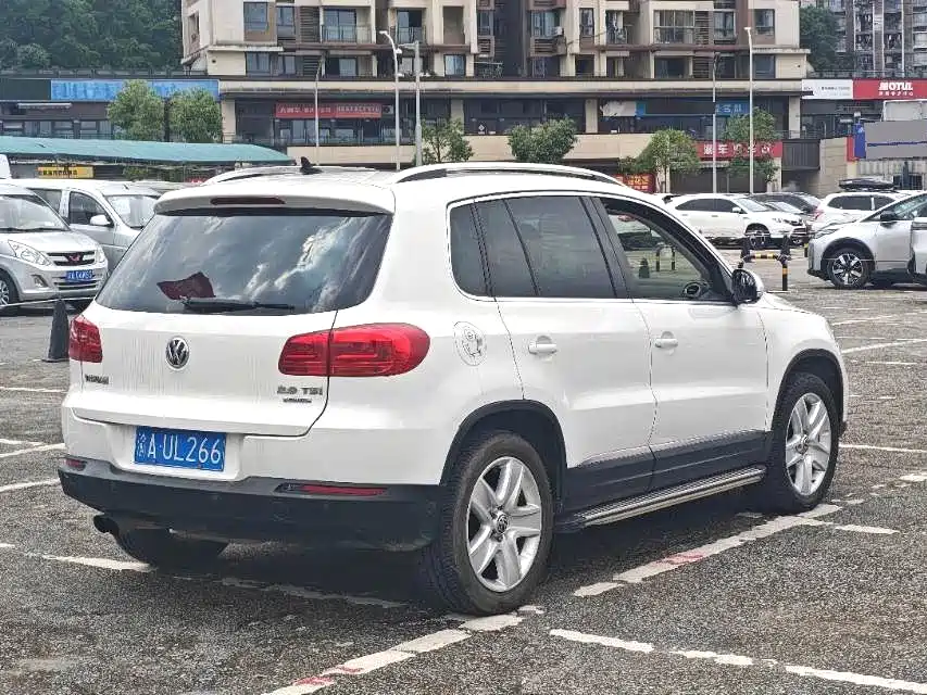 Volkswagen Tiguan — миниатюра 3
