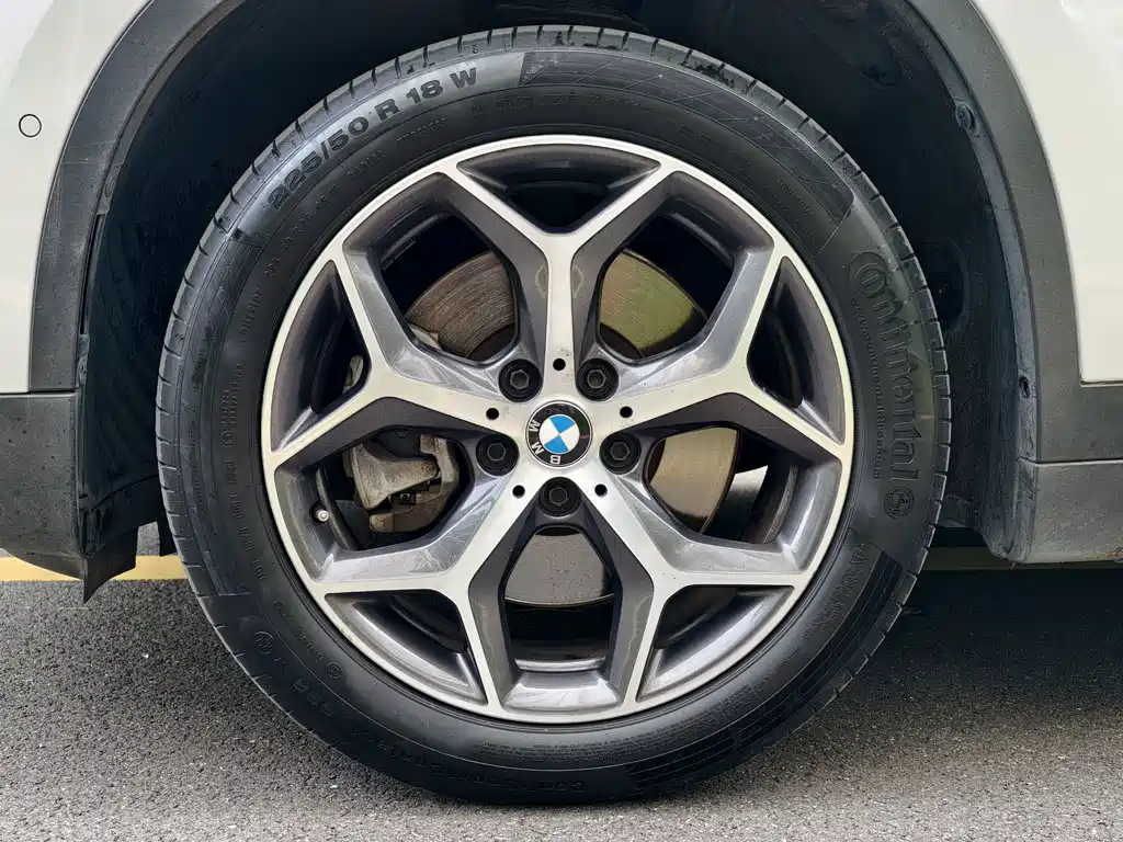 BMW X1 — миниатюра 11