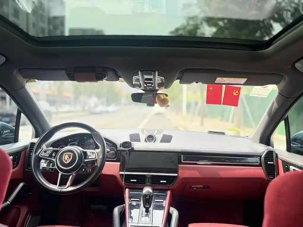Porsche Cayenne Hybrid — миниатюра 8