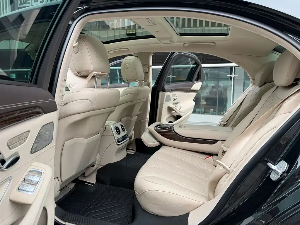 Mercedes-Benz S-Class — миниатюра 6