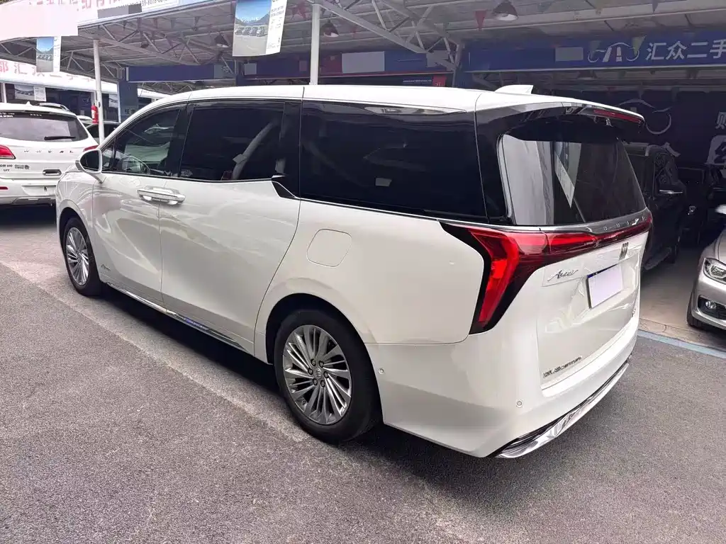 Buick Century 2023 2.0T мест