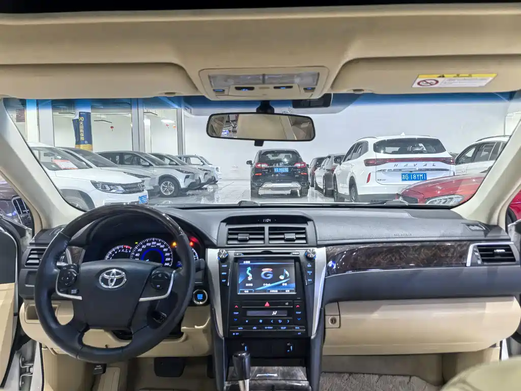 Toyota Camry — миниатюра 15