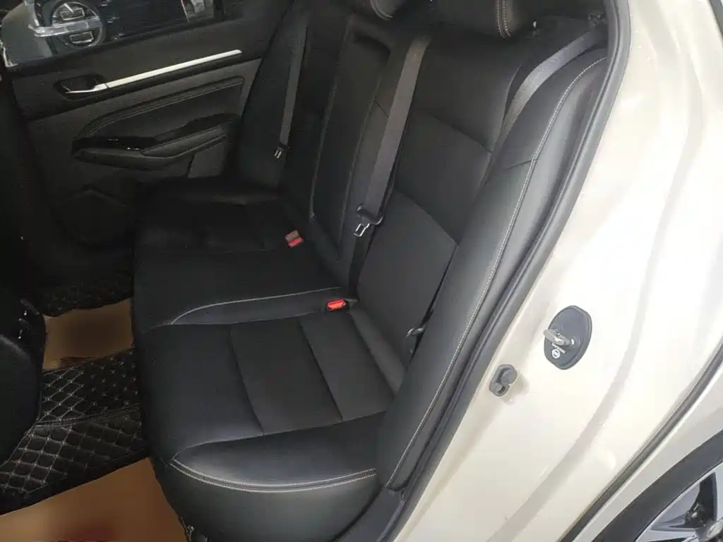 Nissan Teana — миниатюра 17