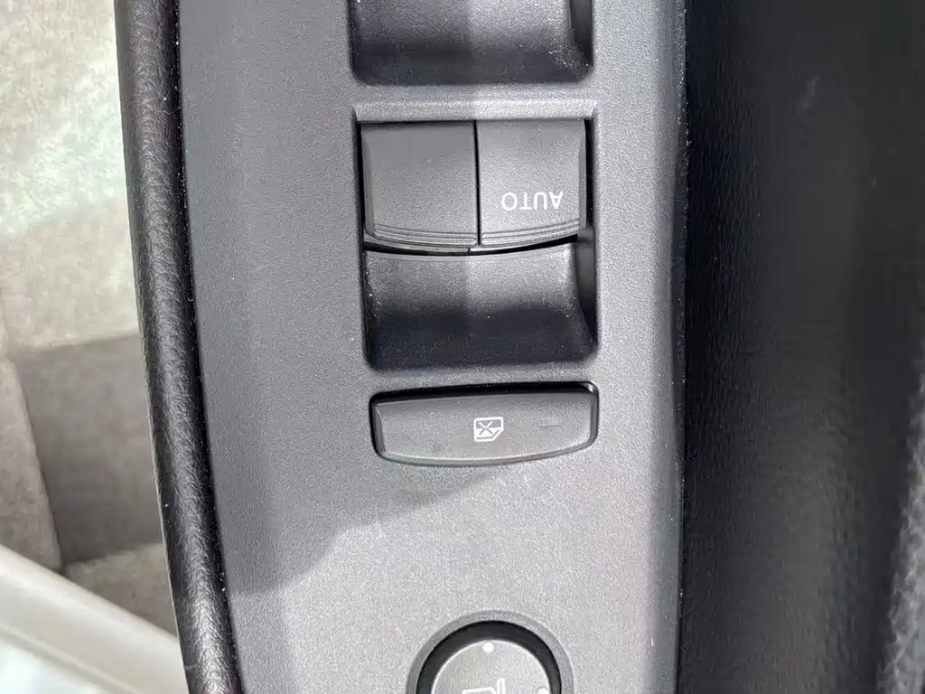 Honda Fit — миниатюра 12