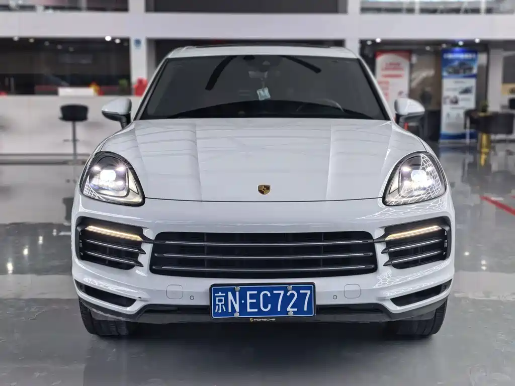 Porsche Cayenne — миниатюра 2