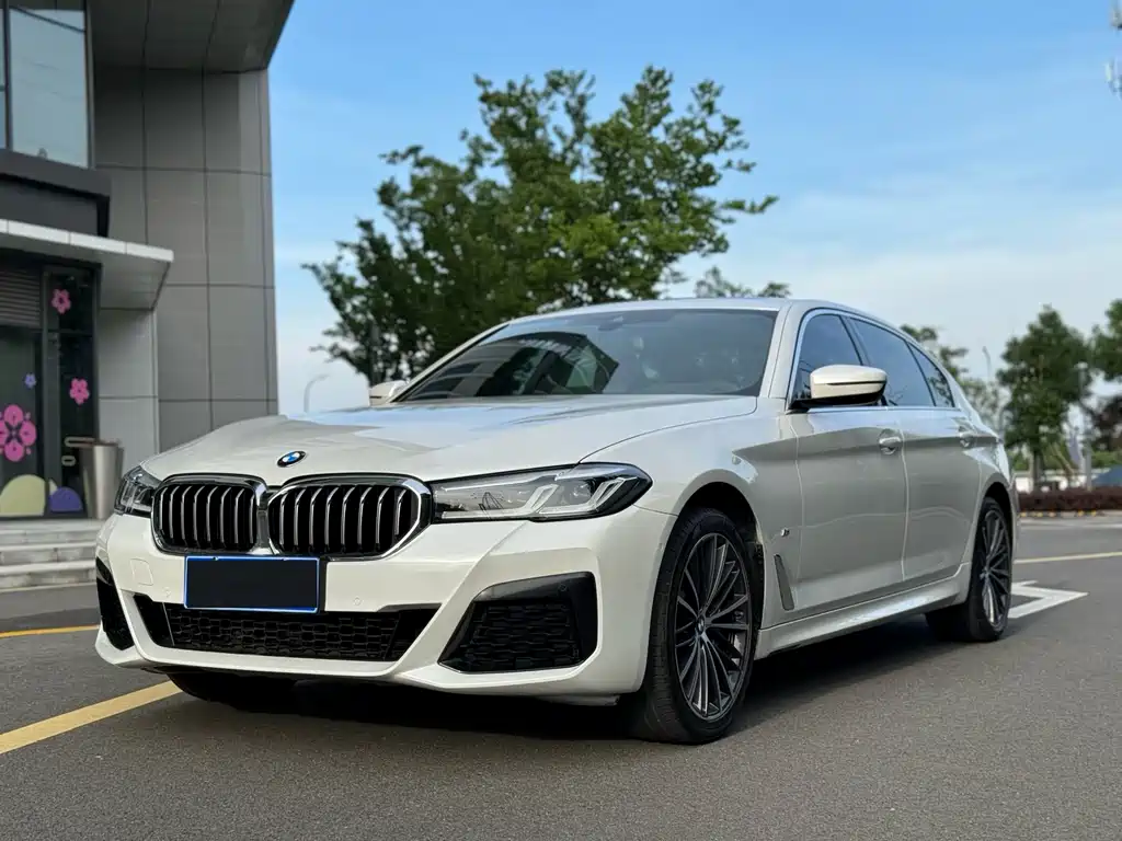BMW 5 Series 2022