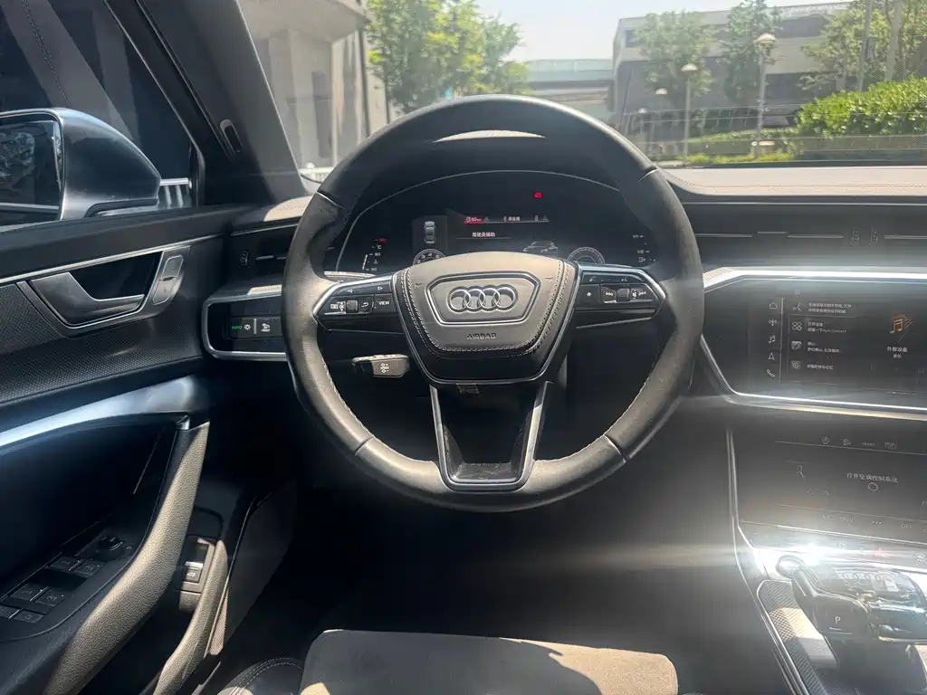 Audi A6L — миниатюра 9