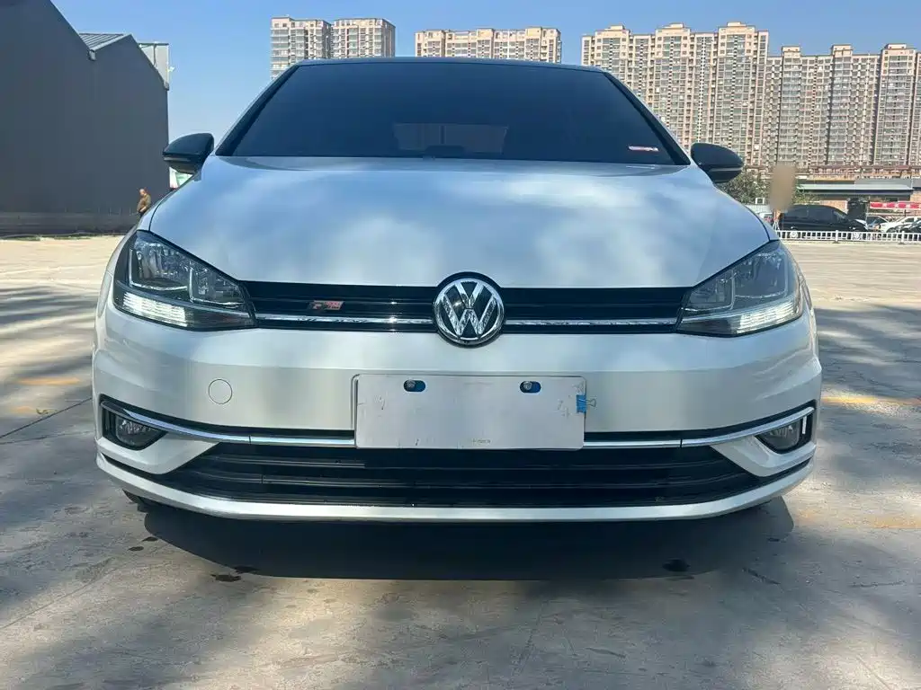 Volkswagen Golf — миниатюра 14