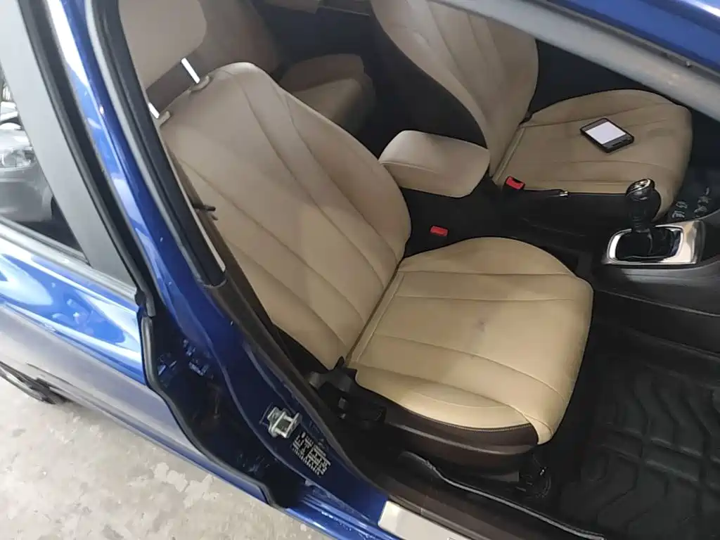 Baojun 310W — миниатюра 25