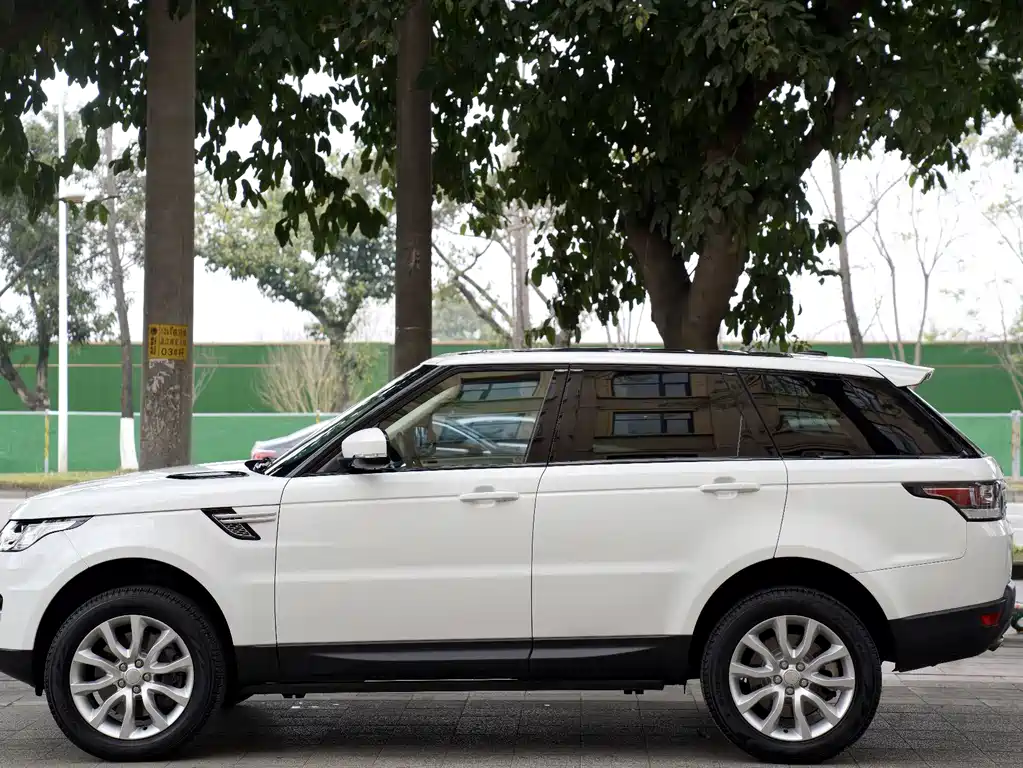 Land Rover Sport — миниатюра 3