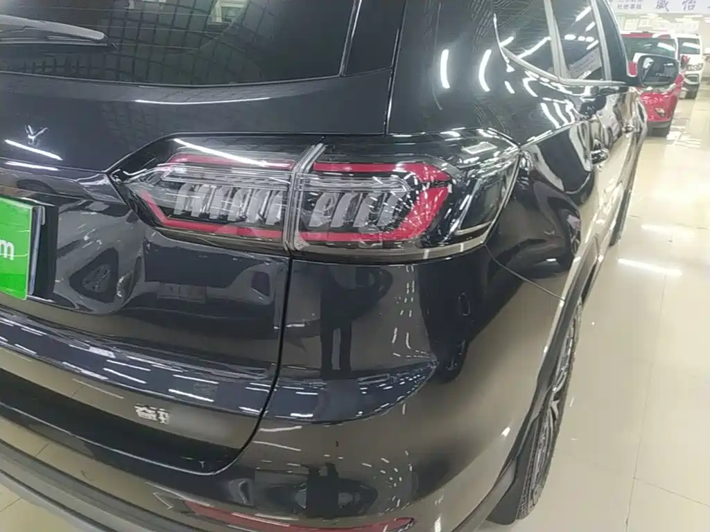 Chery Tiggo 8 8 2025 230TCI AT Luxury 7 мест