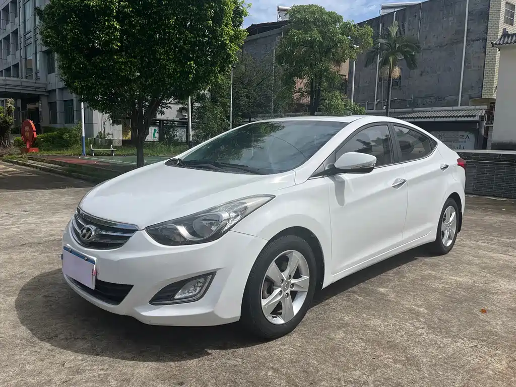 Hyundai Elantra Langdong — миниатюра 3