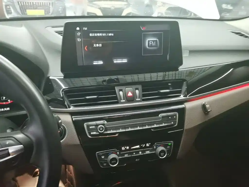 BMW X1 — миниатюра 6