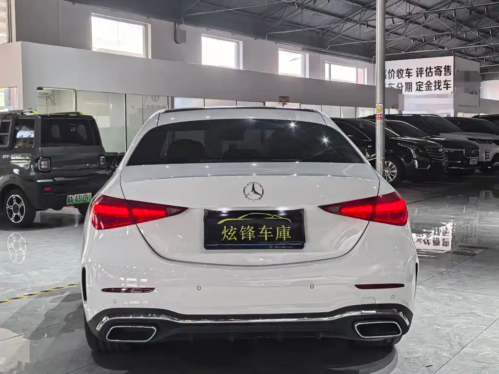 MERCEDES-BENZ C CLASS