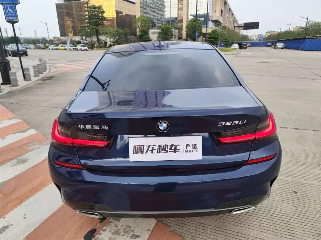BMW 3 Series — миниатюра 8