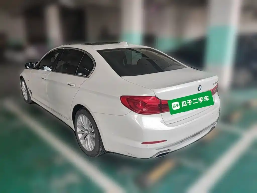 BMW 5 Series — миниатюра 25