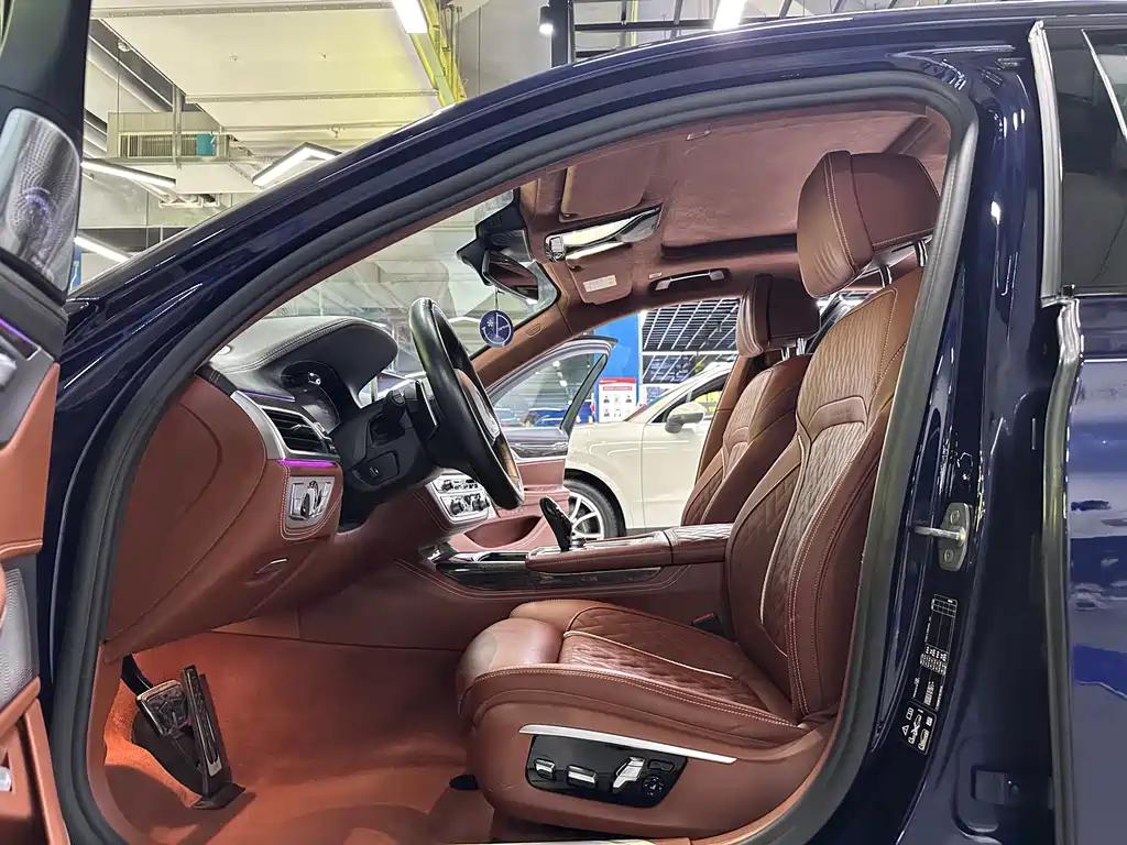 BMW 7 Series 7 2022 740Li xDrive Executive M Sport