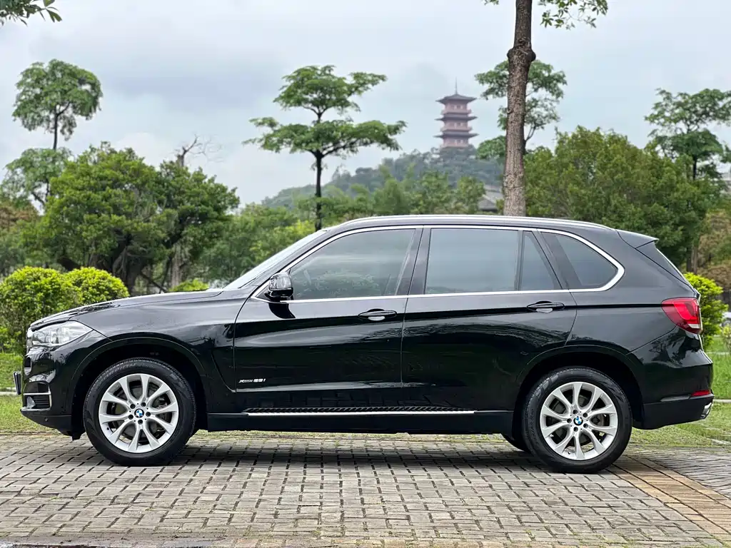 BMW X5 2017 xDrive28i