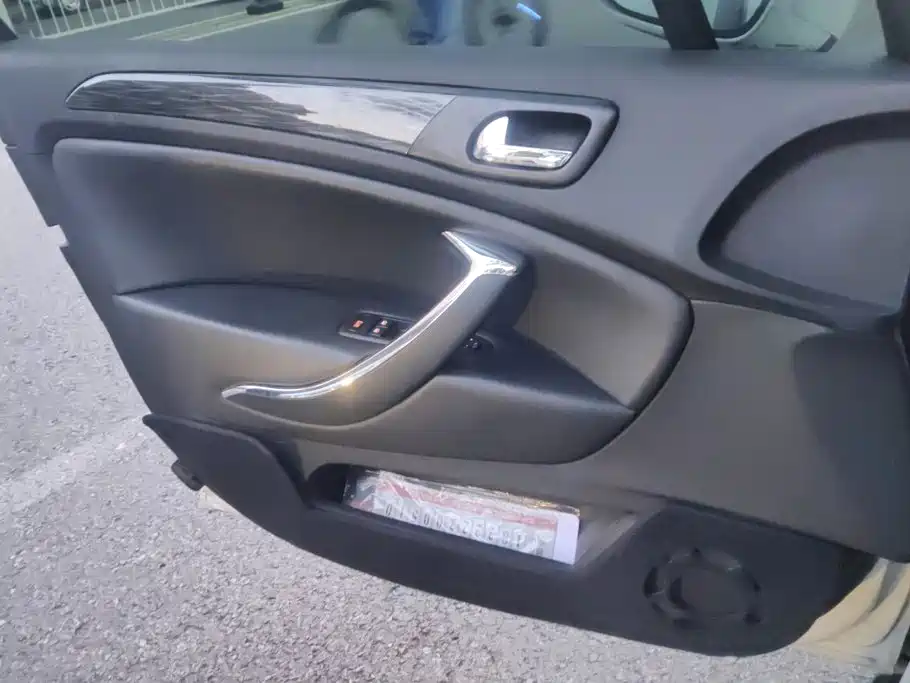Citroen C5 — миниатюра 7
