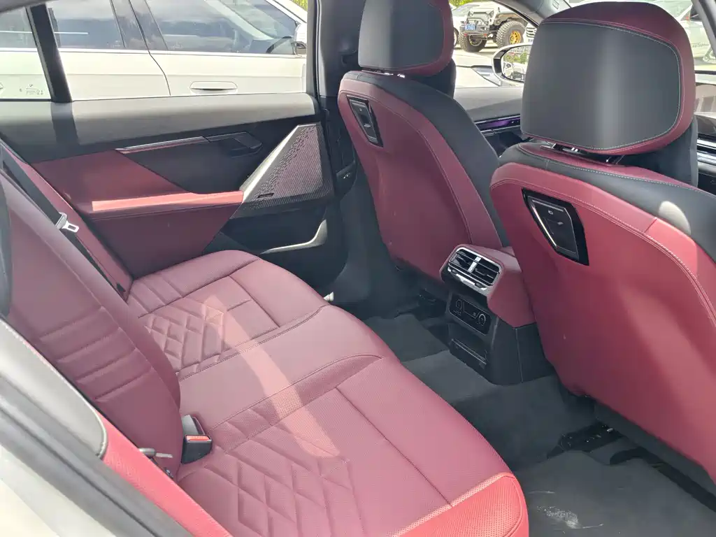 BMW i5 2025 eDrive 40L M Sport