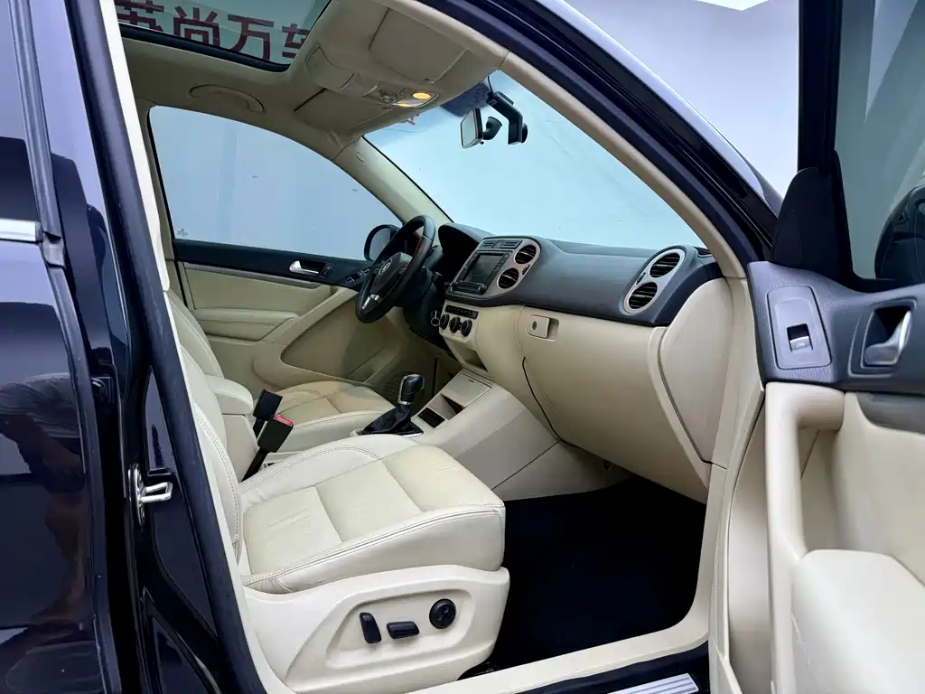 Volkswagen Tiguan — миниатюра 8