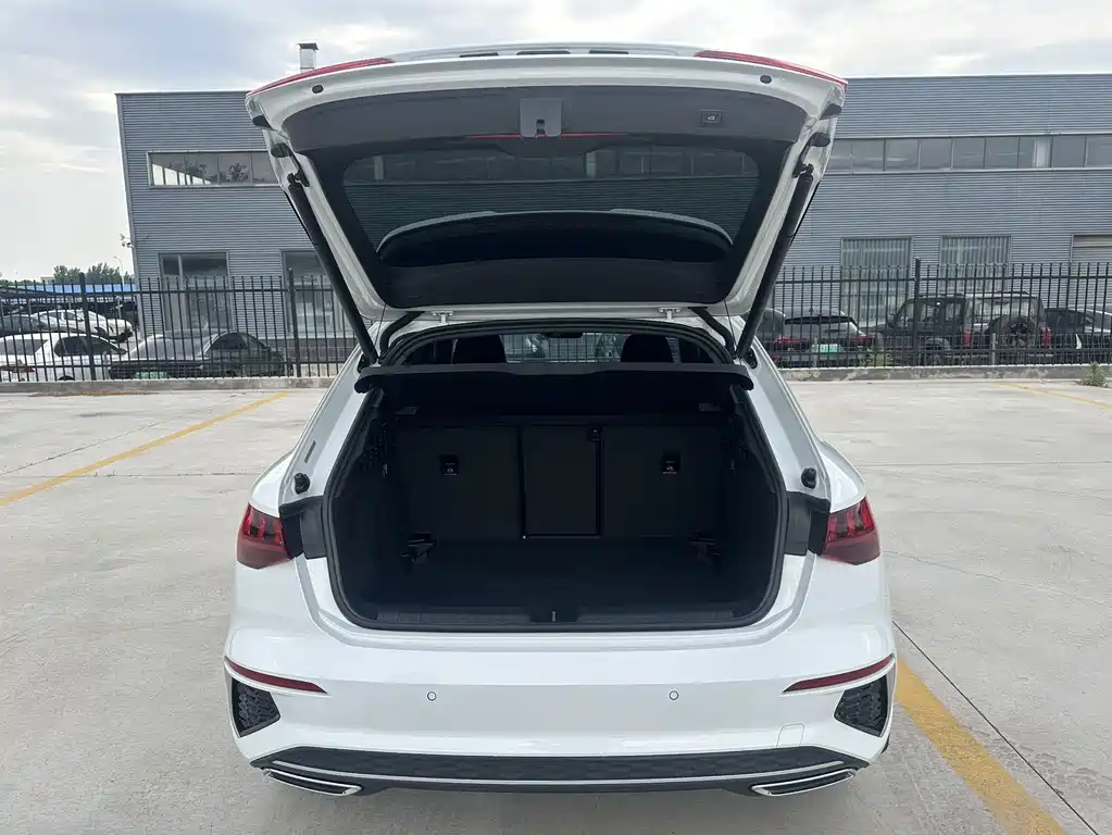 Audi A3 2022 Sportback 35 TFSI Fashion Sport