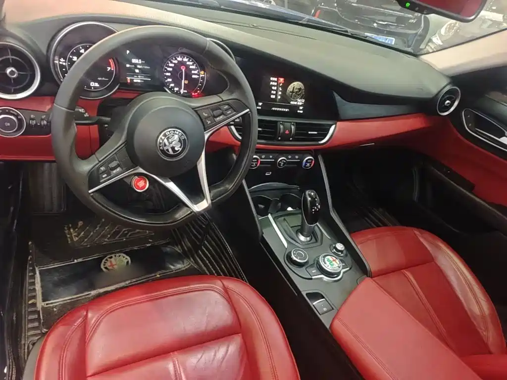 Alfa Romeo Giulia — миниатюра 16