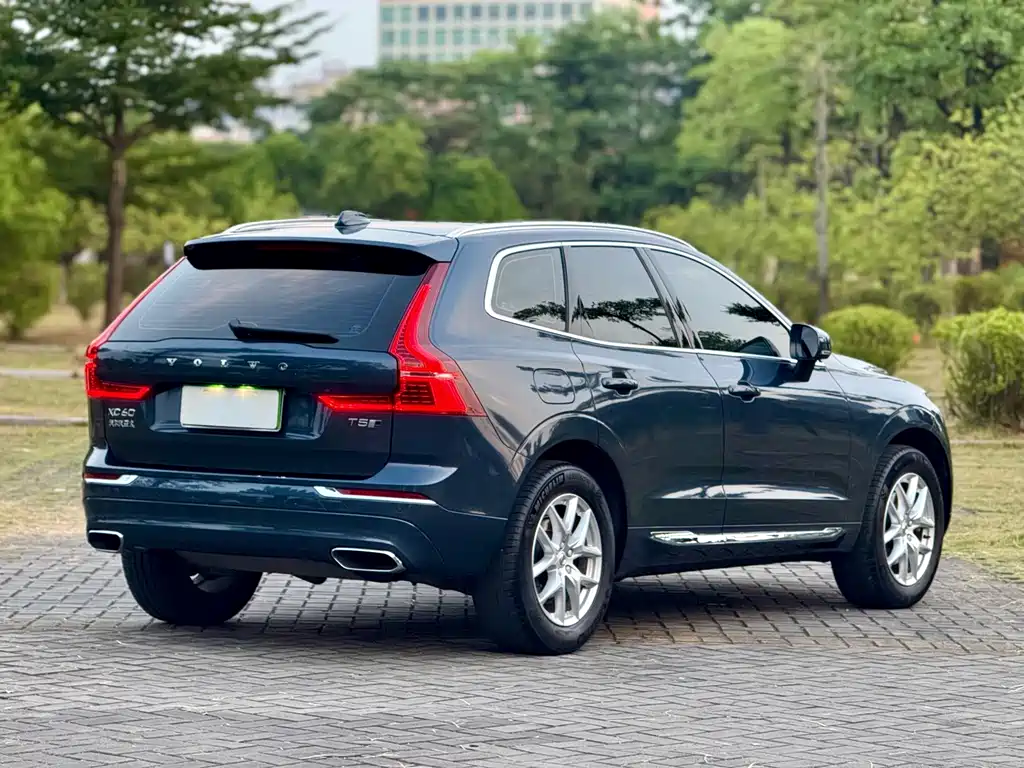 Volvo XC60 — миниатюра 6