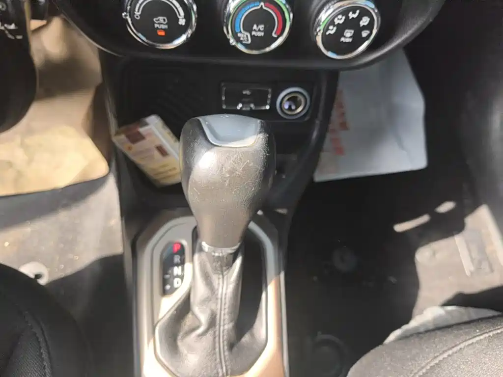 Jeep Renegade — миниатюра 19
