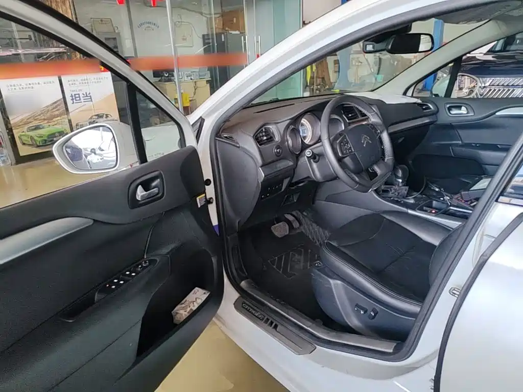Citroen C4L — миниатюра 16