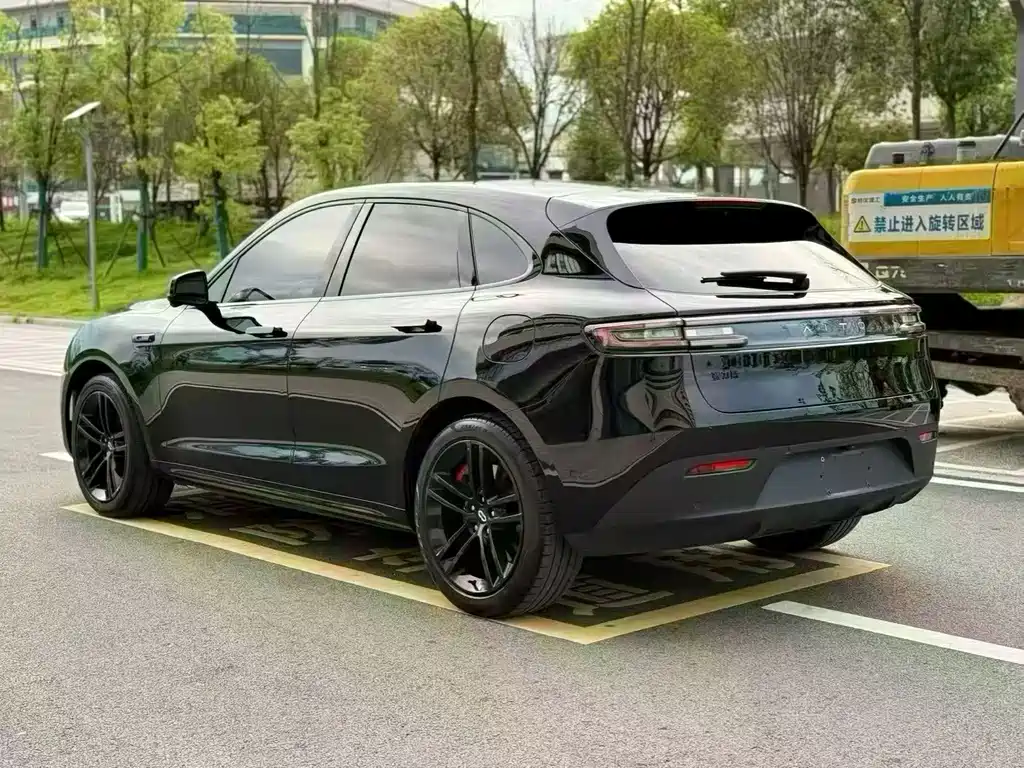 AITO AITO M5 — миниатюра 9