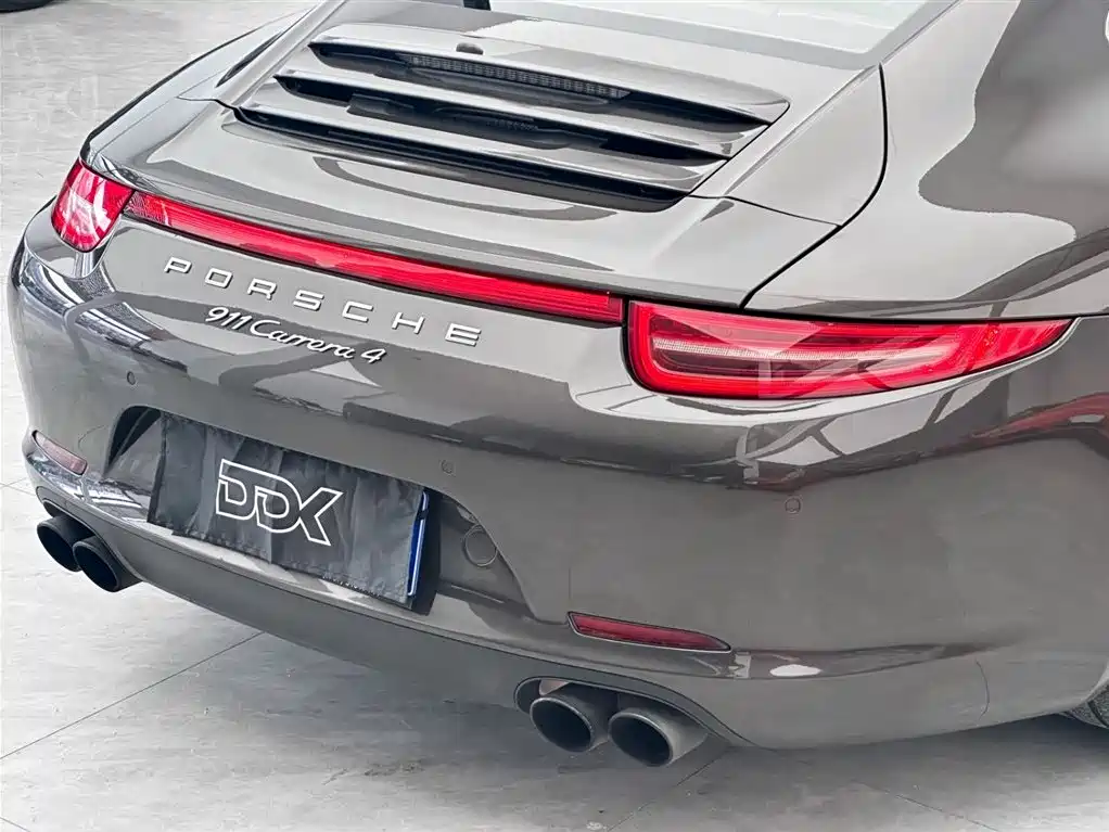 Porsche 911 2013 Carrera 4 3.4L