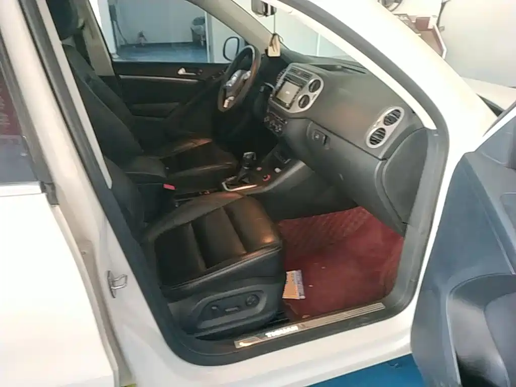 Volkswagen Tiguan — миниатюра 25