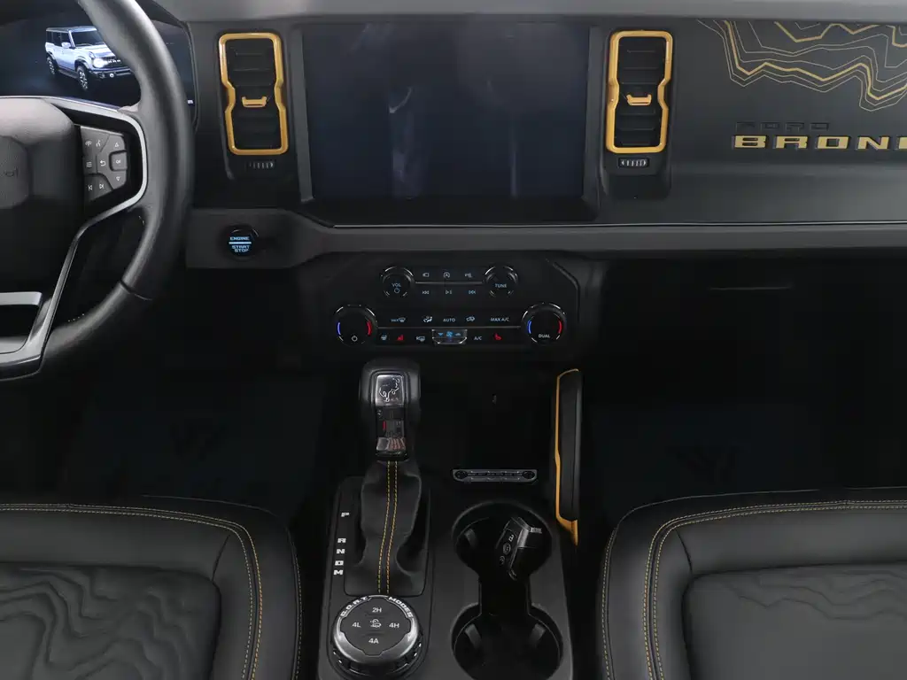 Ford Bronco — миниатюра 8