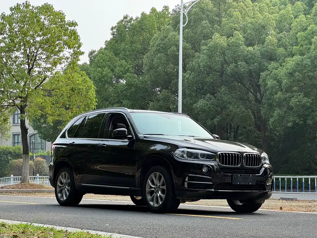 BMW X5 2015 xDrive28i