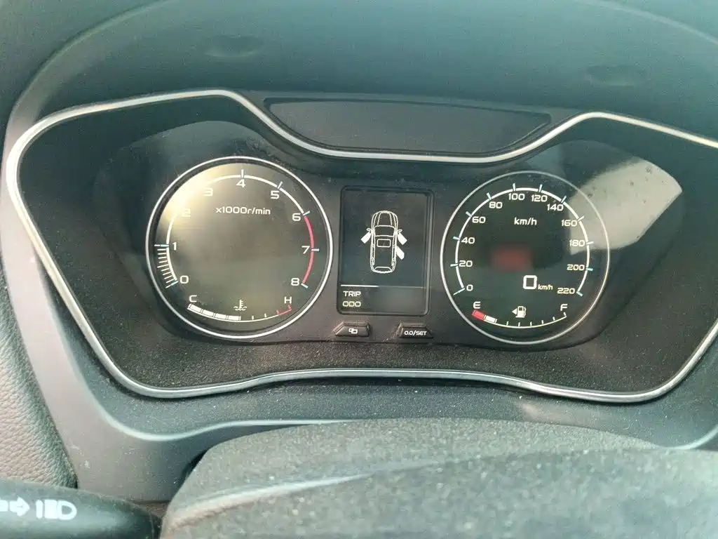 Geely Vision X6 — миниатюра 4