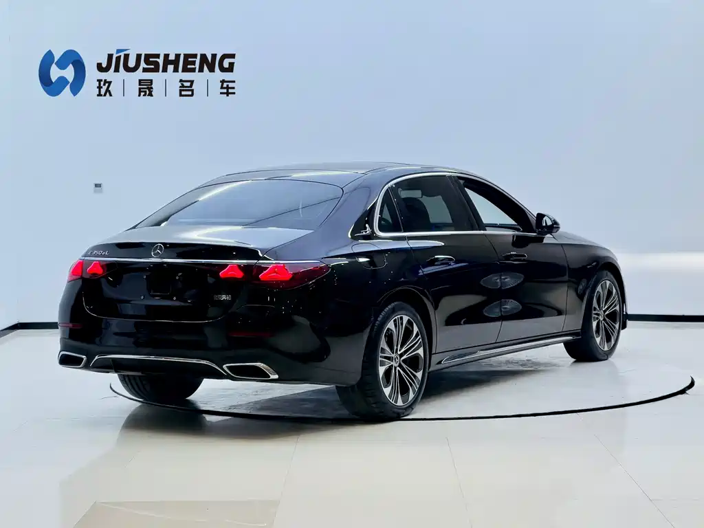 Mercedes-Benz E-Class New Energy — миниатюра 6