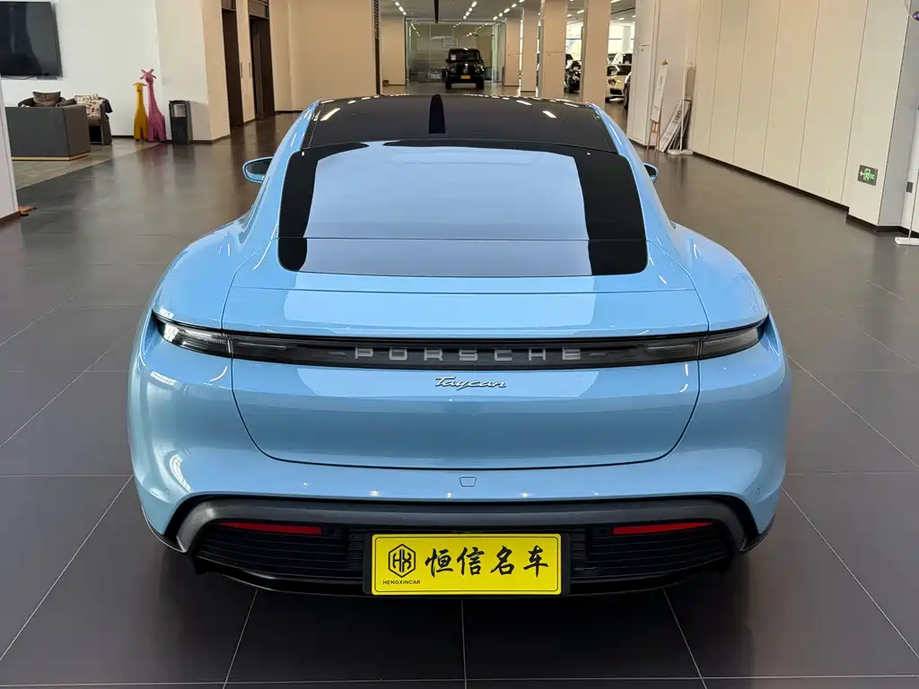 Porsche Taycan — миниатюра 6