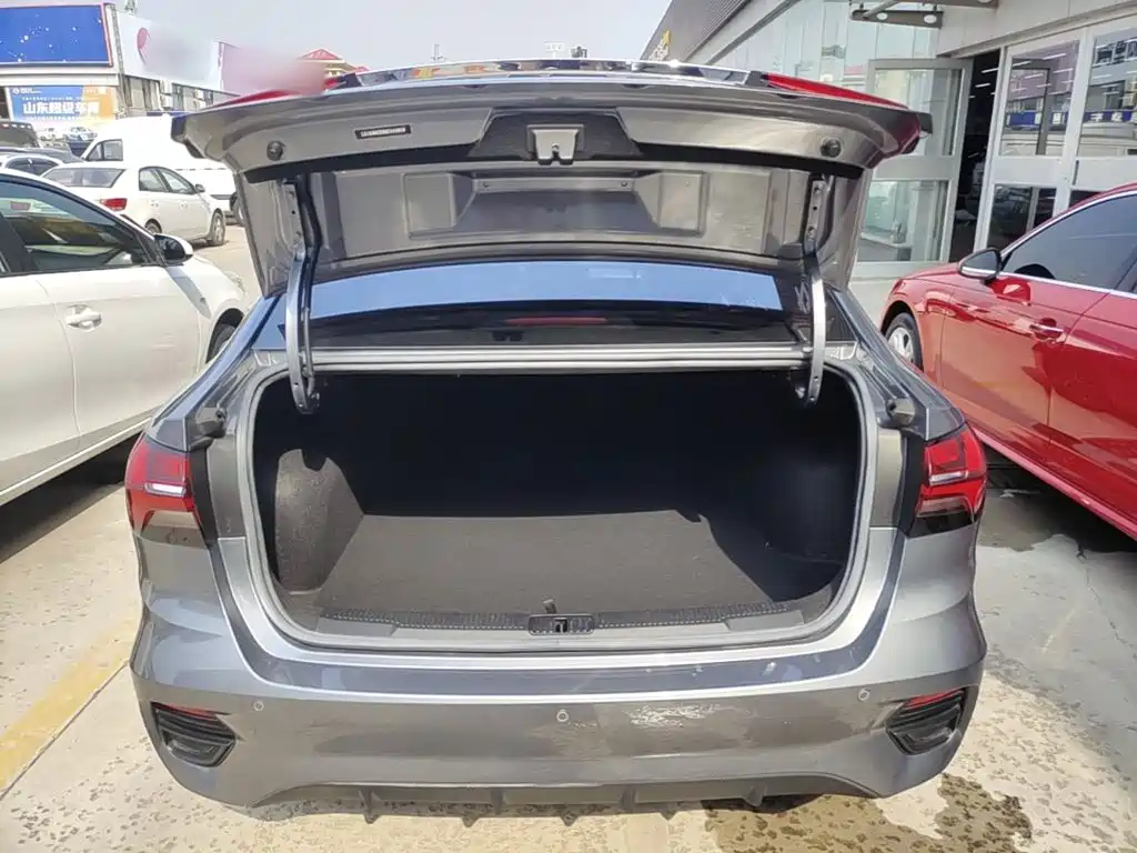 Roewe i5 — миниатюра 19