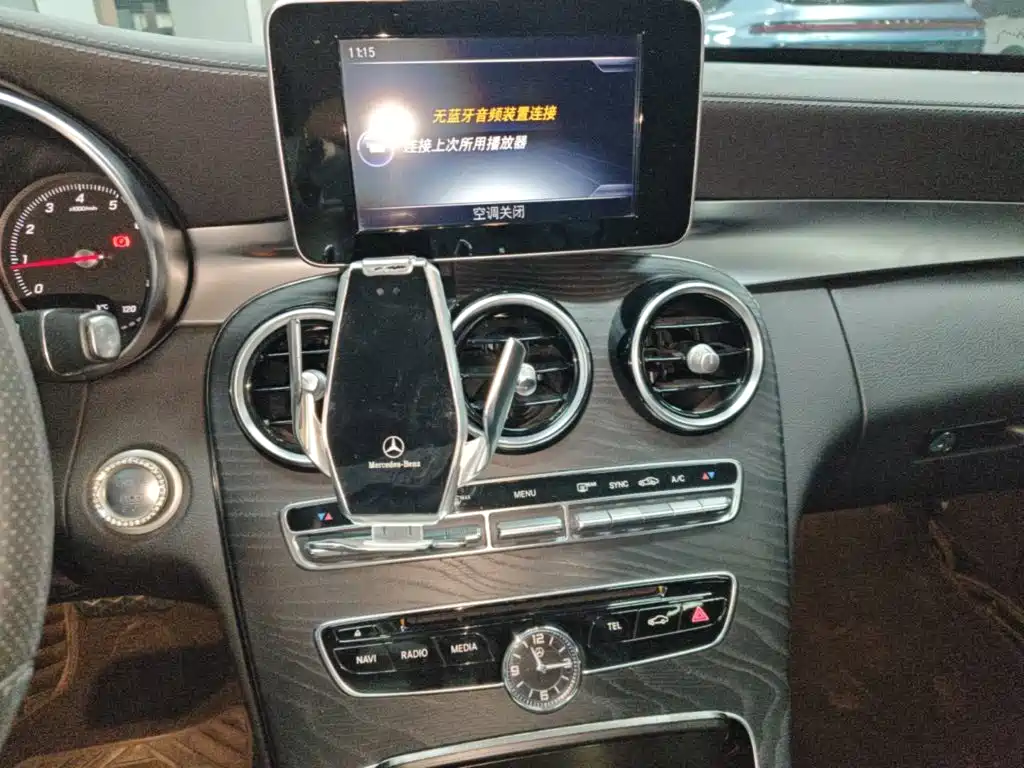 Mercedes-Benz C-Class — миниатюра 13